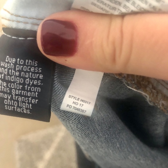 Madewell 9in High Rise Distressed Skinny, 32R - Picture 6 of 7